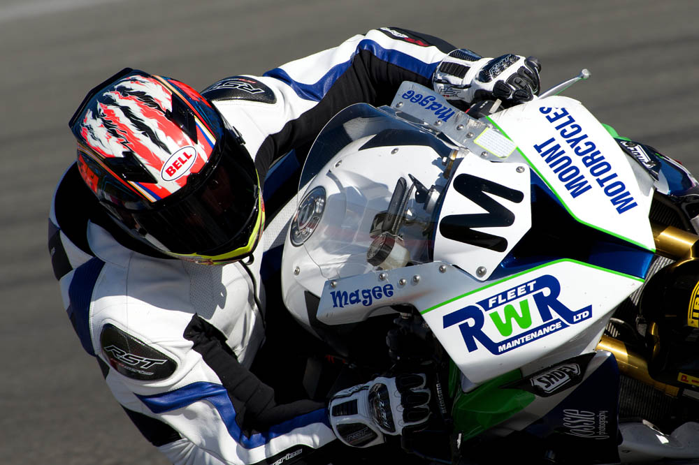 2014 New Zealand Superbike Championship round four