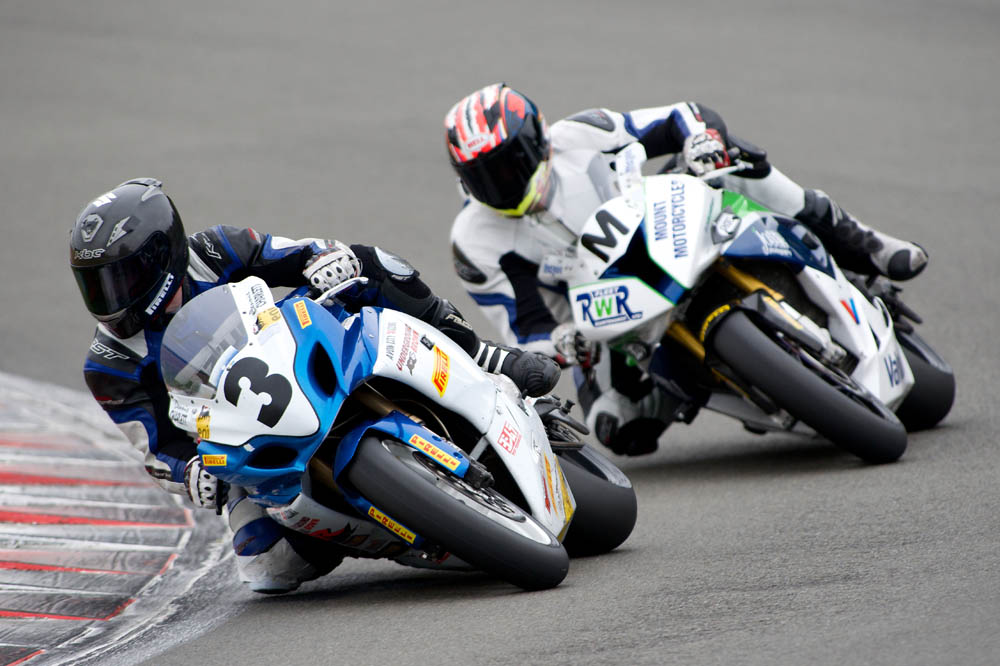 2014 New Zealand Superbike Championship round four