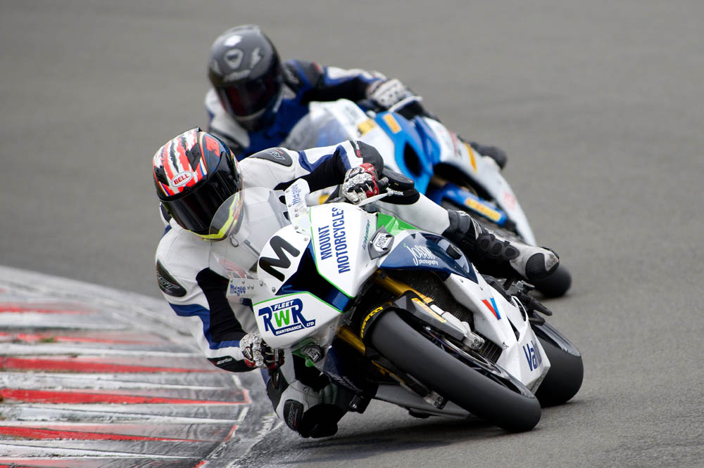 2014 New Zealand Superbike Championship round four