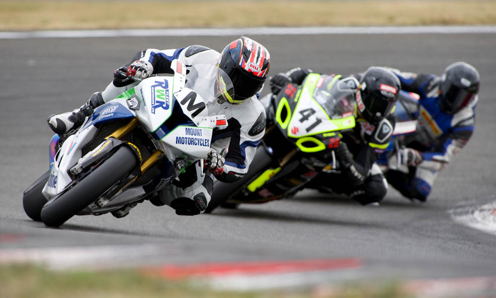 2014 New Zealand Superbike Championship round four