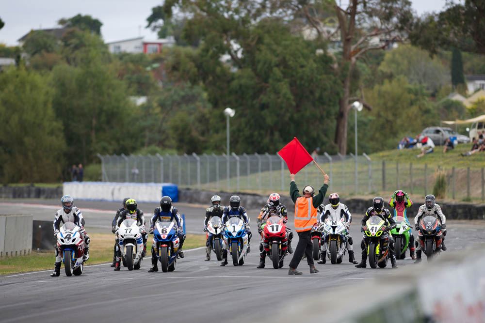 2014 New Zealand Superbike Championship round four