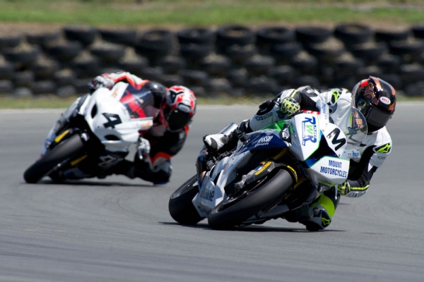 2014 New Zealand Superbike Championship round one