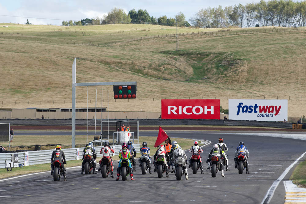 2014 New Zealand Superbike Championship round three