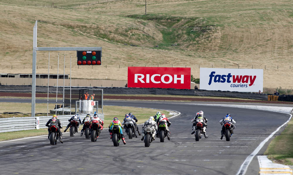 2014 New Zealand Superbike Championship round three